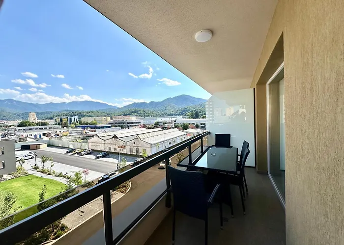Urban Plaza Astra - Rise Private Apartments & Suites